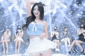 熊猫班 第一季 第4集 氪佬刷票PK引爆全场中文字幕V2-JIN33